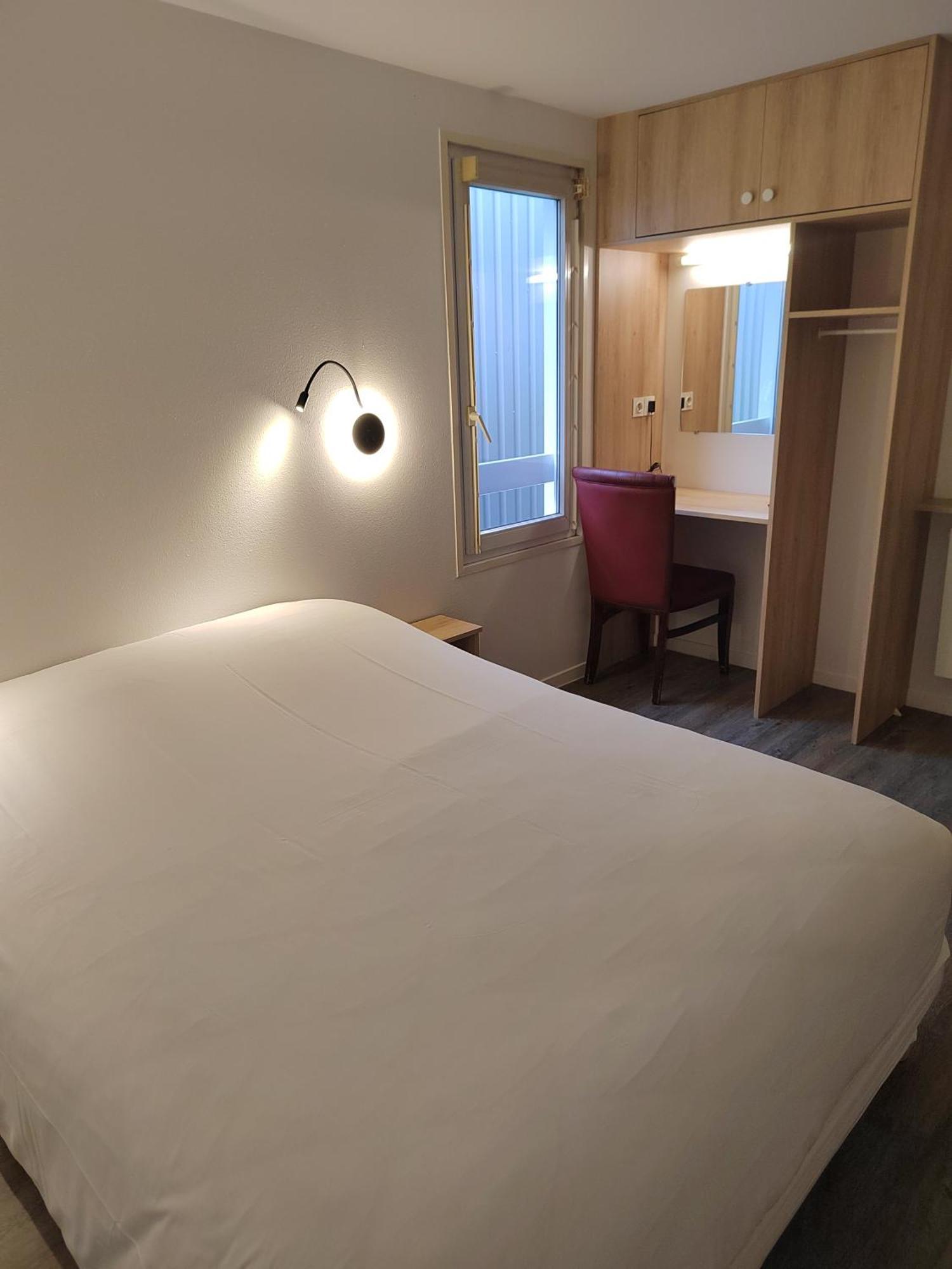 Fasthotel Paris Ouest Bouafle 外观 照片